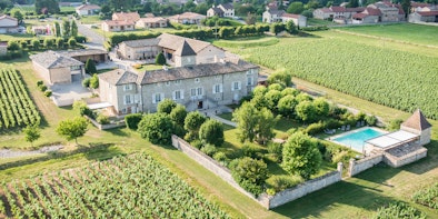 Château & Vignoble de la Bourgogne